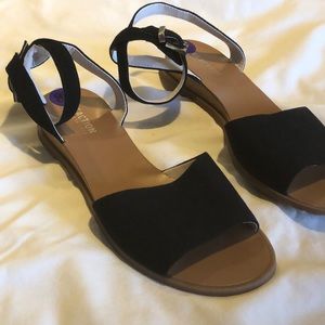 Womens shoes, ankle strap.. leather lining, black suade upper, NEW